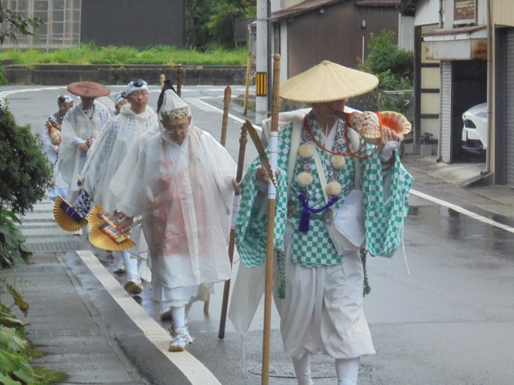 出羽三山・月山・羽黒山の宿泊施設 旅館 多聞館 : 羽黒の修験道